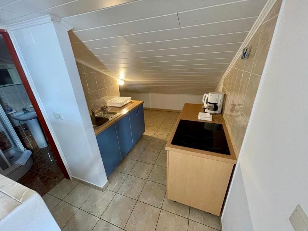 Apartments Hanka Njivice Eksteriør bilde