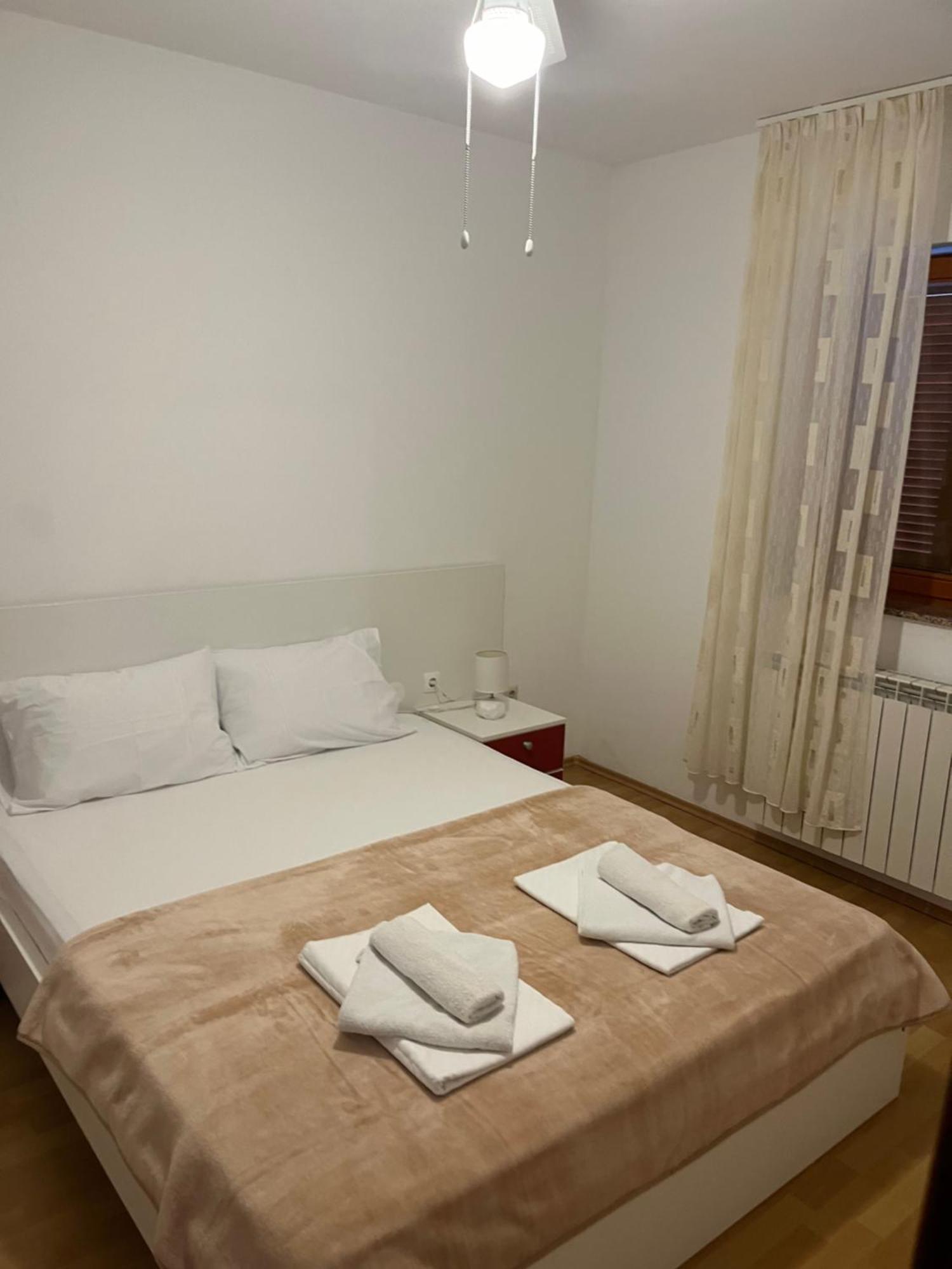 Apartments Hanka Njivice Eksteriør bilde